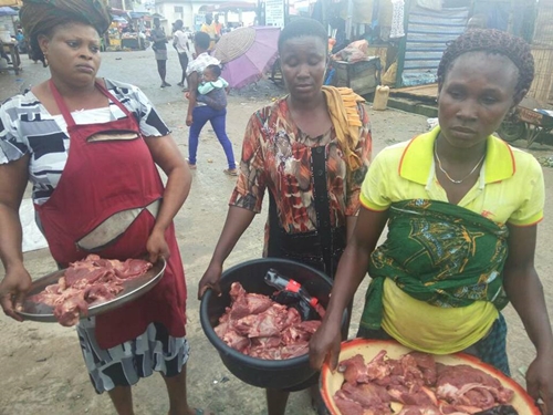See Faces of Women and Man Caught Selling Vultures as Chicken Meat in Bayelsa (Photos)