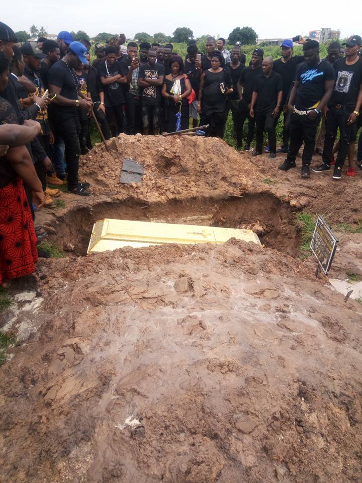 Photos From the burial of 'Gbaja Marine', The Nigerian Cultist who was killed in Ghana