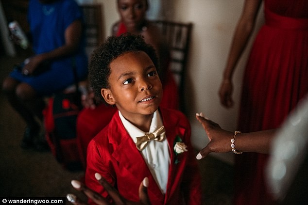 6 year old boy warms hearts after crying uncontrollably as his mother walks down the aisle. (Photos)