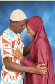 'I did not only graduate with first class, I also met my hubby in UNIOSUN' - Elated Nigerian lady shares.