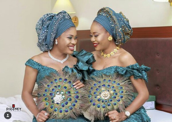 Beautiful Twin Sisters Wed on The Same Day In Calabar