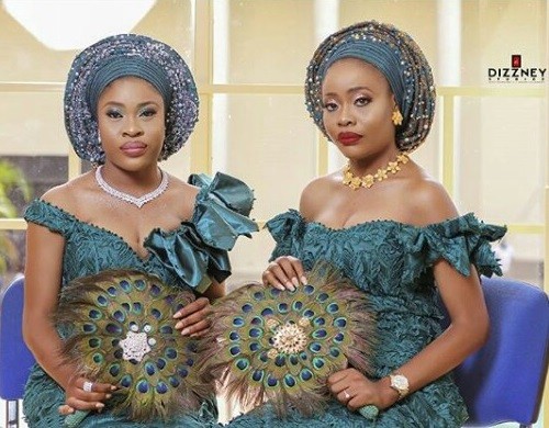 Beautiful Twin Sisters Wed on The Same Day In Calabar