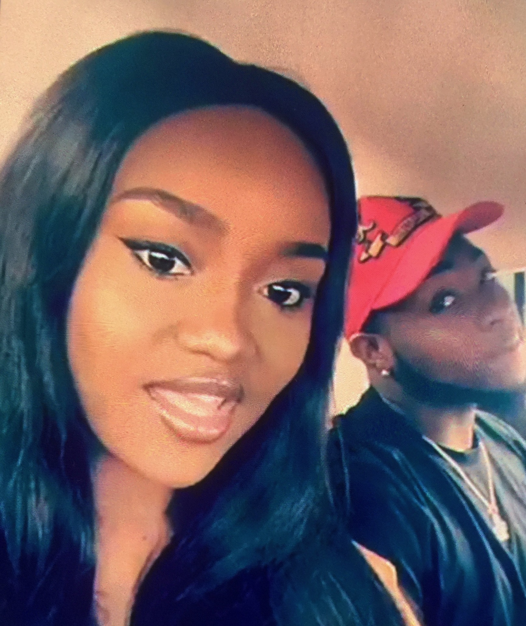 Davido and Chioma celebrate after winning at the Headies 2018 (video)