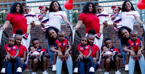 Four Babymamas impregnated by the same guy pose for a photograph