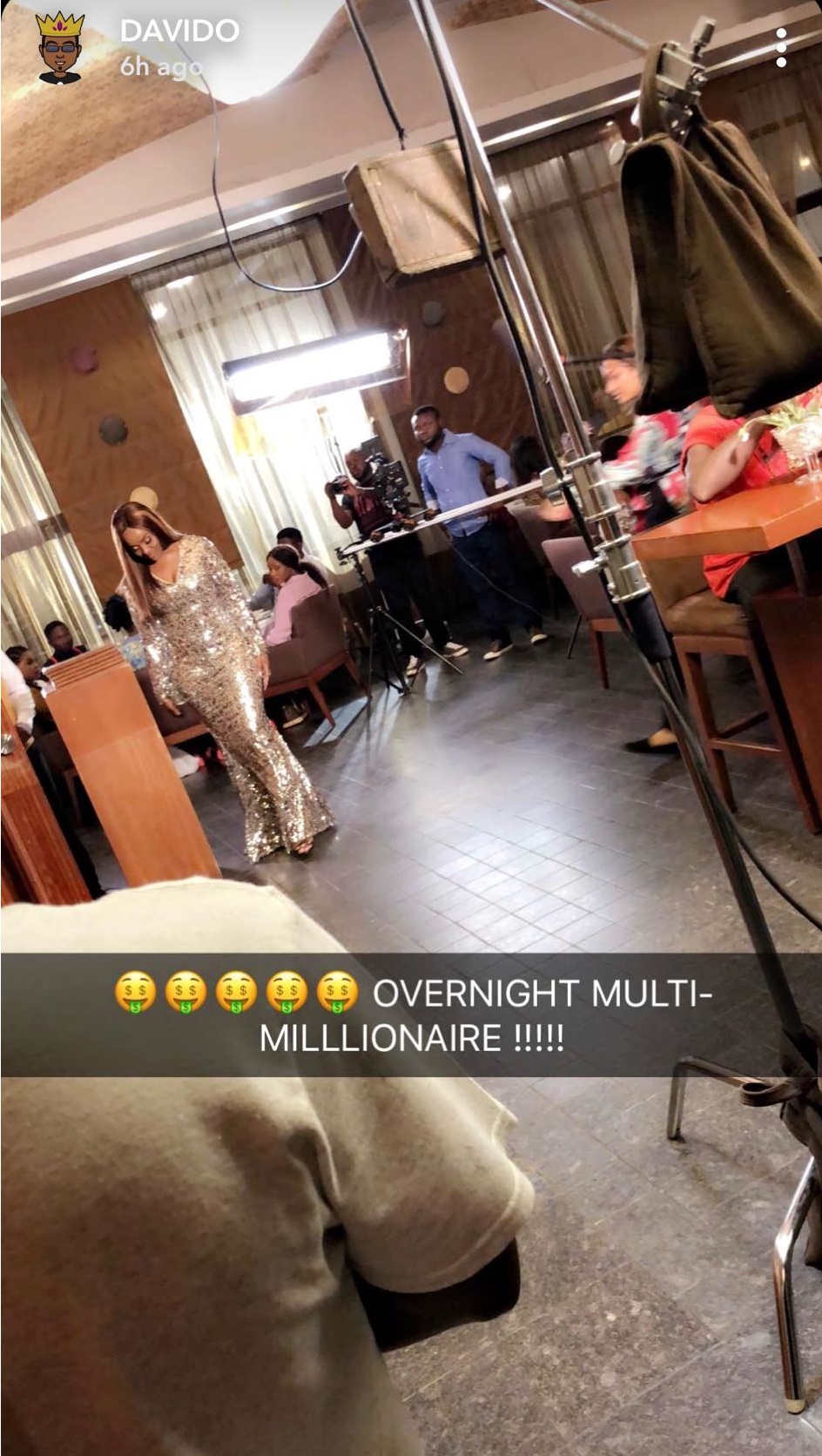 Davido celebrates as his lover, Chioma becomes multi-millionaire after endorsement deal. (Photos)