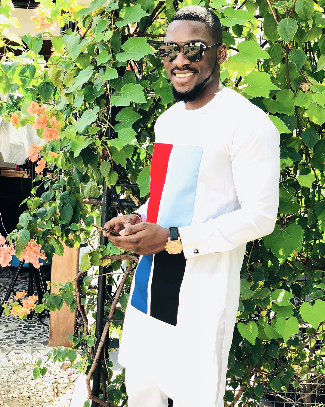 Alex & Tobi step out in style as they rock matching outfit. (Photos)