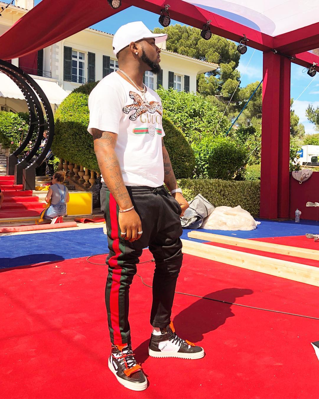 Davido looking fly in new photos