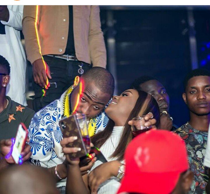 Davido celebrates as his lover, Chioma becomes multi-millionaire after endorsement deal. (Photos)