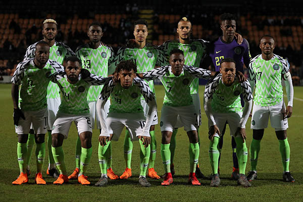 Super Eagles 41k Naira 'Original' Jersey is now being sold in Lagos traffic (Photo)