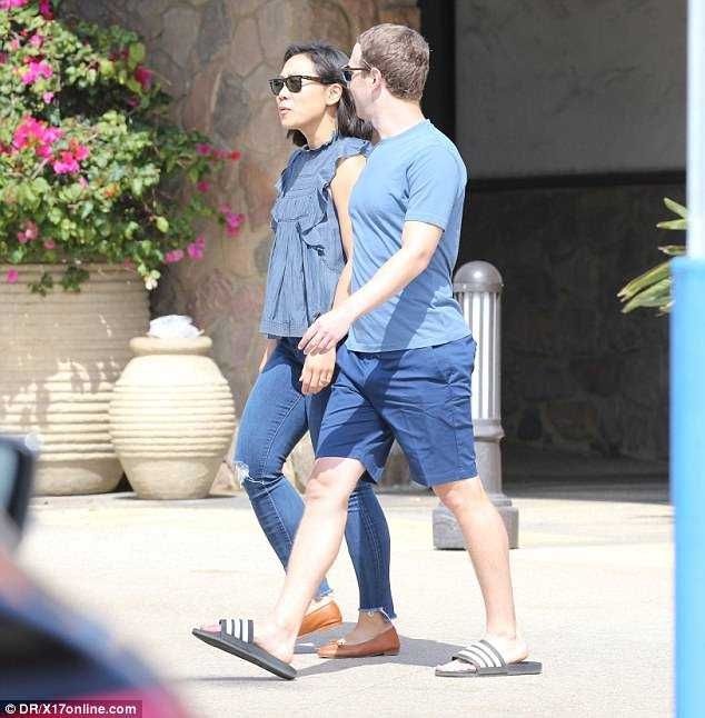 Billionaire Mark Zuckerberg And Wife Pictured On The Street Of California (Photos)