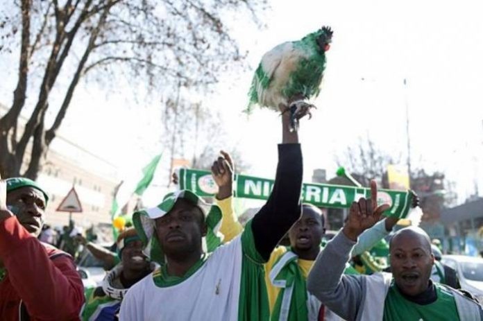 #Russia2018: Russia stops Nigeria fans from bringing live chicken to stadium