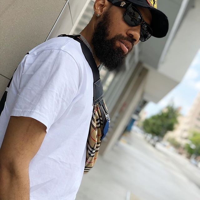 Talented Rapper, Phyno Flaunts His White Rolls Royce (Photos)