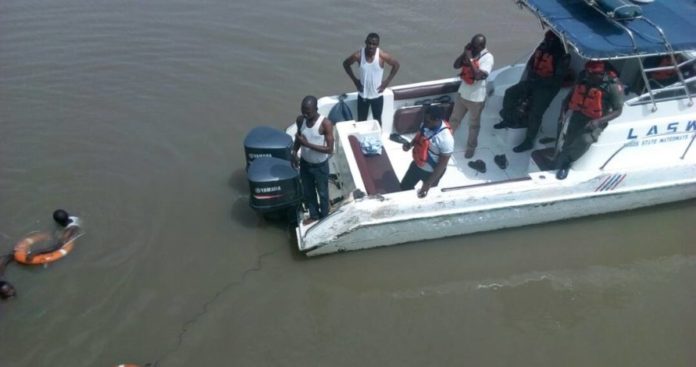 Rescue efforts inside the Lagos Lagoon at Lekki Link Bridge area.