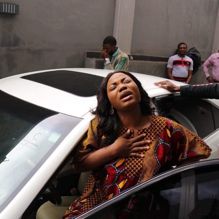 Gospel singer, Mercy Chinwo gets a car gift on her birthday (video) Gospel singer, Mercy Chinwo gets a car gift on her birthday (video)