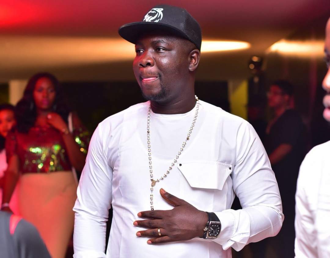 #BBNaija: Comedian Seyi Law apologises after mocking Tacha's skin tone (video)