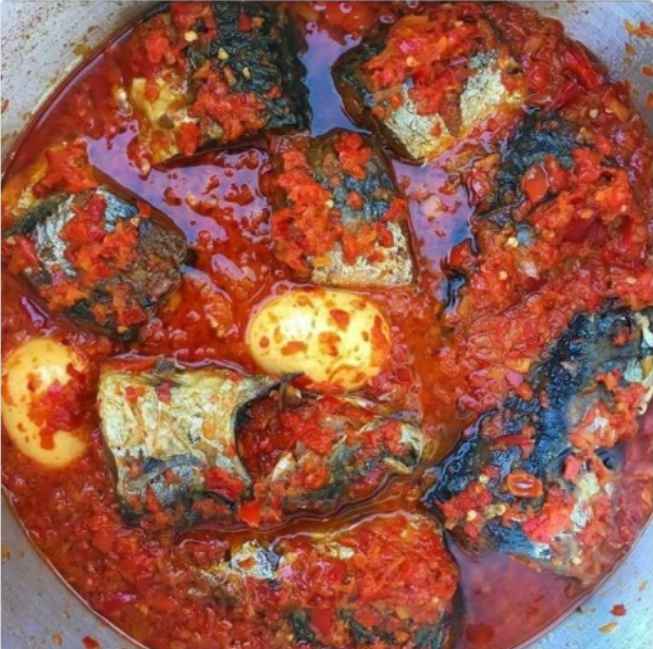'I prepared this stew with N300' - Woman advises men not to marry women who can't be like her