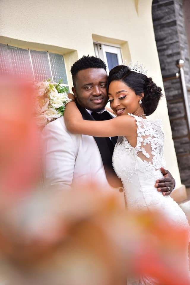 Beautiful Nigerian couple tie the knot 7 years after they met at a motor park (photos)
