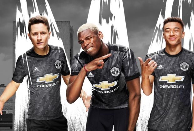 So Lovely!! Manchester United Unveil New 2017/18 Away Kit (See Photos)