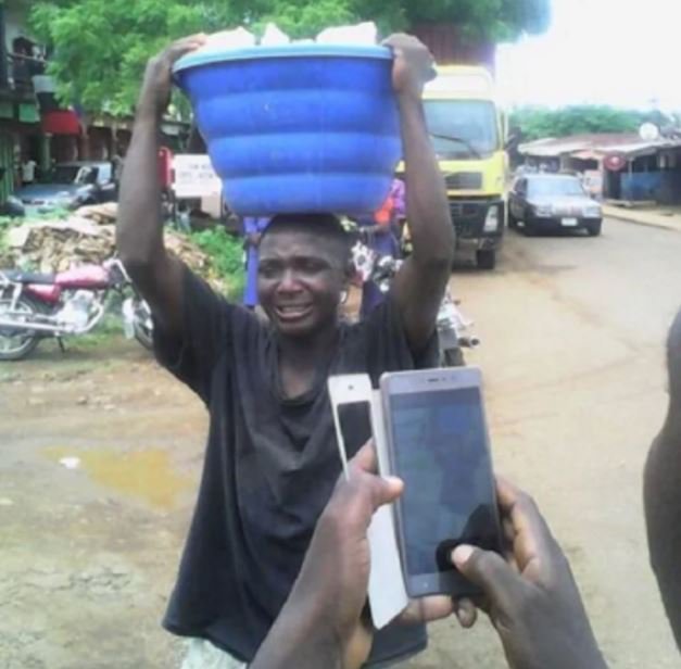 See What Graduate Started Doing After He Was Paraded With His Loot After He Was Caught Stealing Fufu (Photo) See What Graduate Started Doing After He Was Paraded With His Loot After He Was Caught Stealing Fufu (Photo)