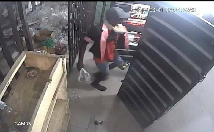 Robbers Caught On CCTV Looting Supermarket In Akwa Ibom [Photos]