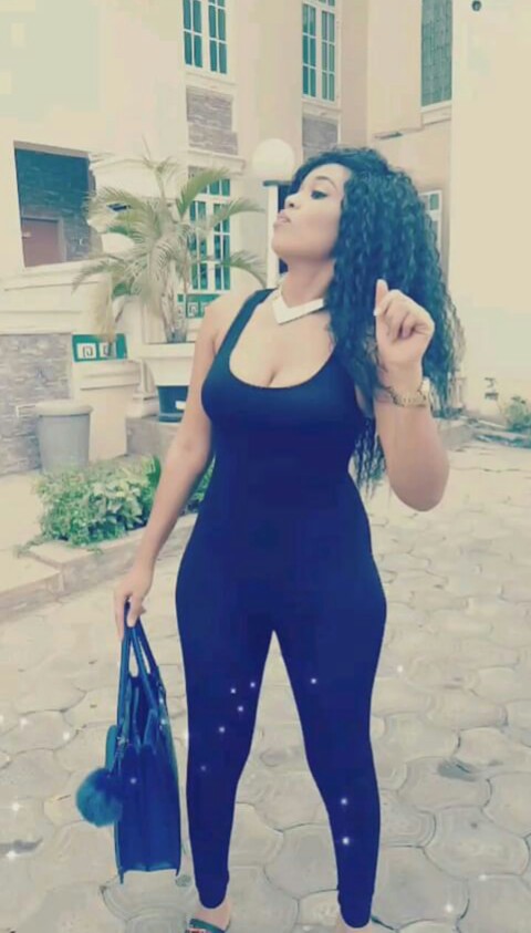 Curvy Actress, Onyii Alex Stuns In Body Hugging Jumpsuit (Photos)