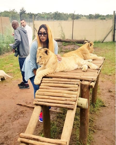 See What A Python Is Doing To Actress Rukky Sanda In South Africa (Photos + Video)