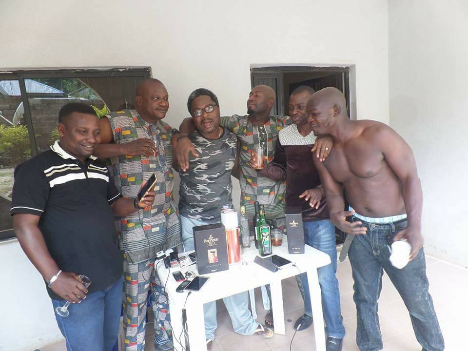 See What Governor Fayose's Aide Did After Sheriff Lost At Supreme Court (Photos)