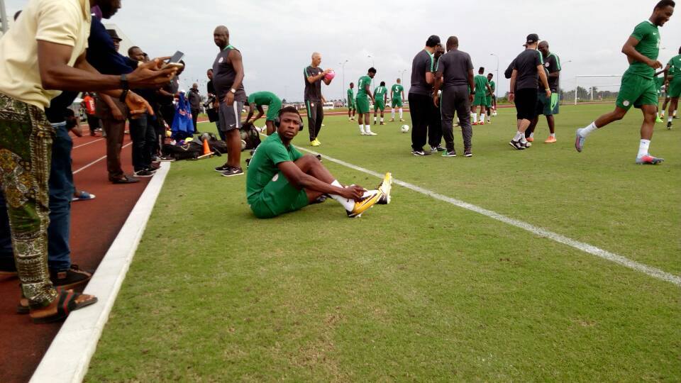 Mikel Obi, Iheanacho, Victor Moses Join Other Super Eagles For Training (Photos)