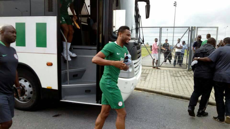 Mikel Obi, Iheanacho, Victor Moses Join Other Super Eagles For Training (Photos)