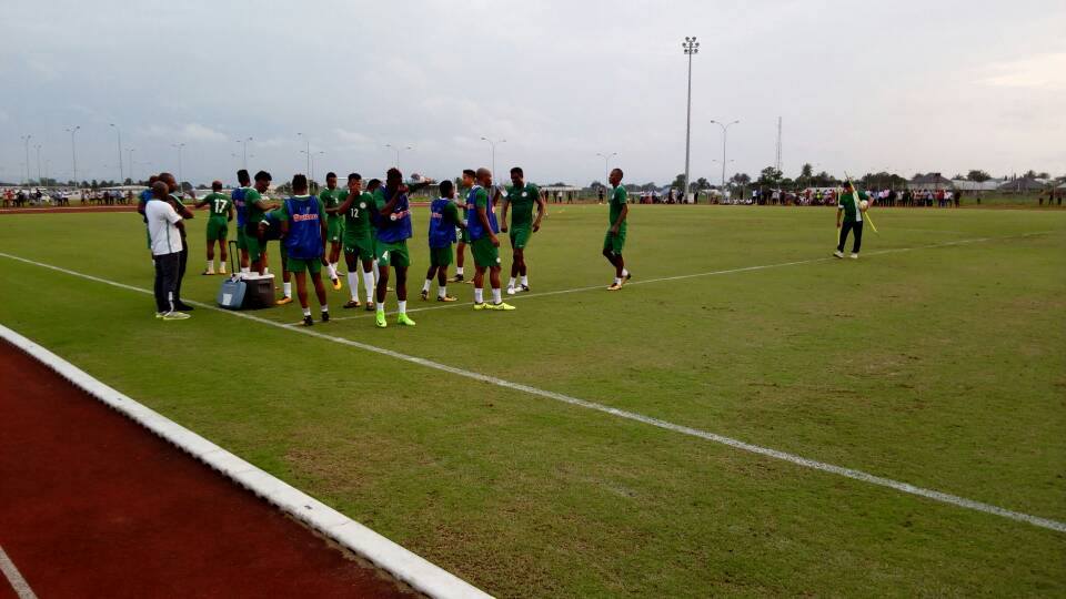 Mikel Obi, Iheanacho, Victor Moses Join Other Super Eagles For Training (Photos)