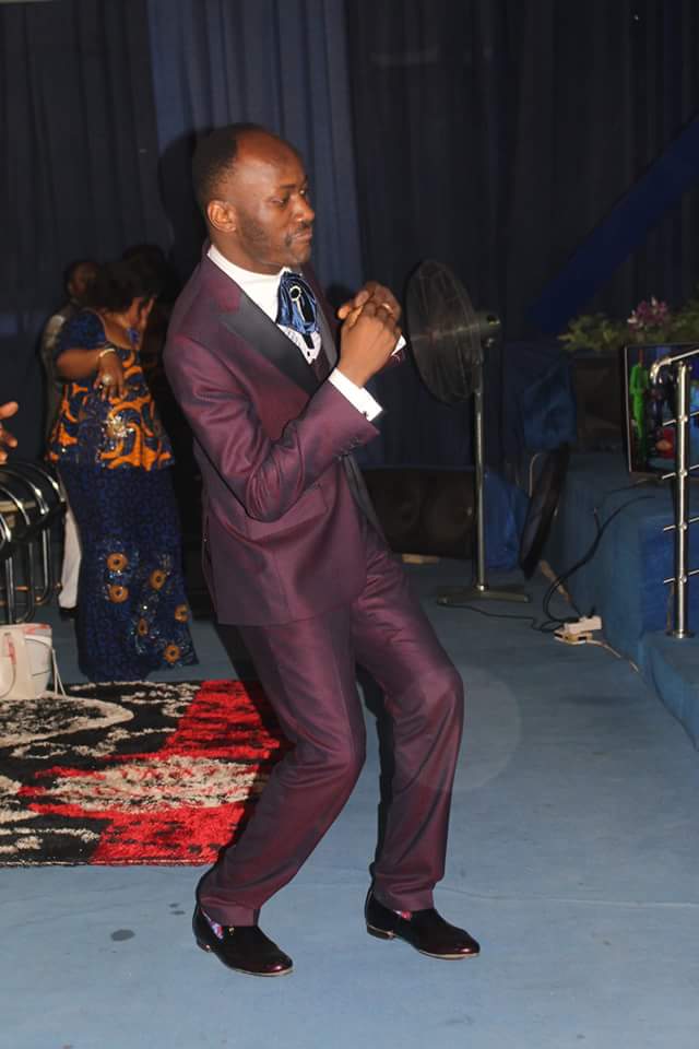 Apostle Suleman & His Beautiful Wife Dance Joyously In Church (See Adorable Photos)