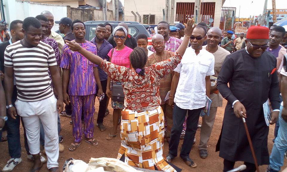 See What Enugu Governor Did For A Petty Trader That Made Her Burst Into Tears