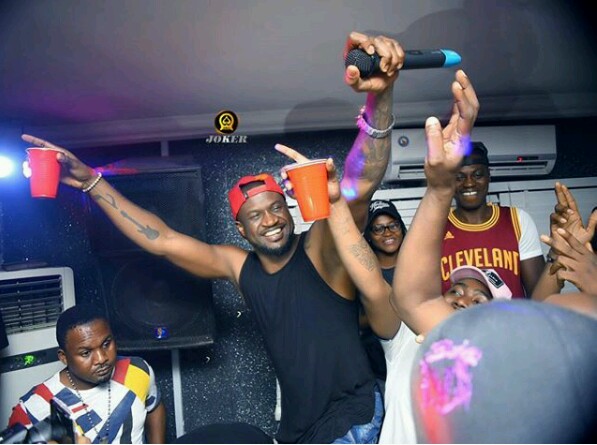 Marvis Clubs With 2Baba, Peter Okoye, Ice Prince & Denrele At Joker Club Benin (Photos)