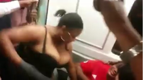 Nigerian Woman Removes Her Top While Trying To Fight In India (!8+ Photos, Video)