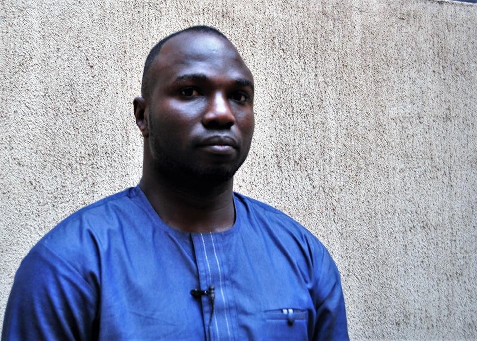 EFCC Arrests Yahoo Boy In Abuja While Withdrawing £30,000 (Photo)