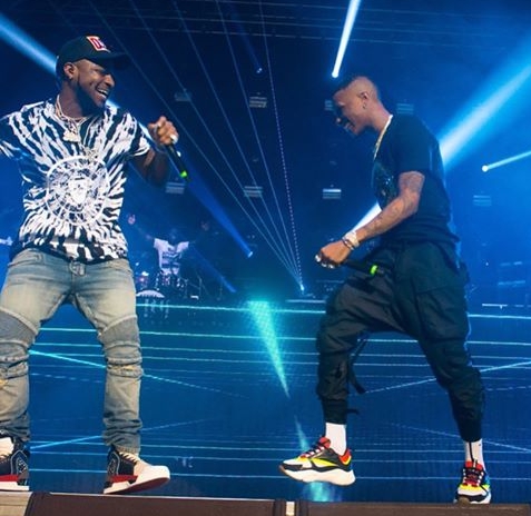 Davido And Wizkid Jumping On Stage In London (Photos)