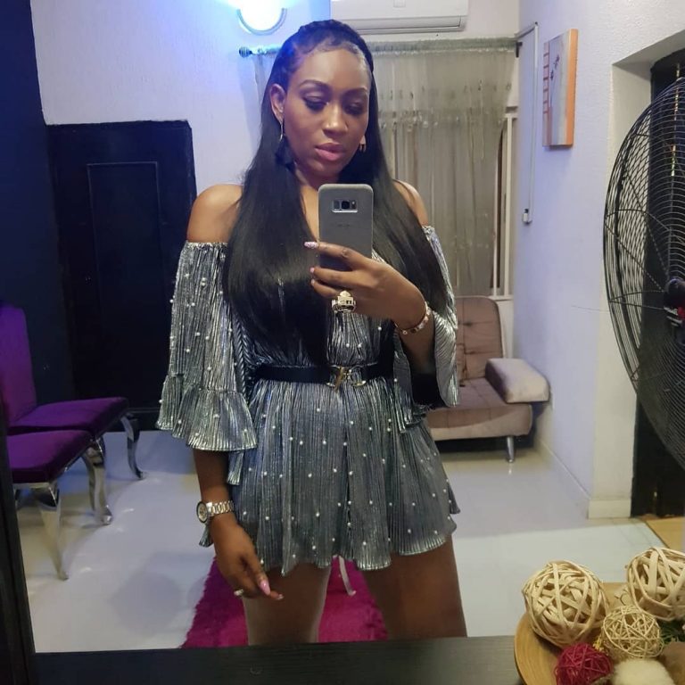Ebube Nwagbo Shares Beautiful Mirror Selfies