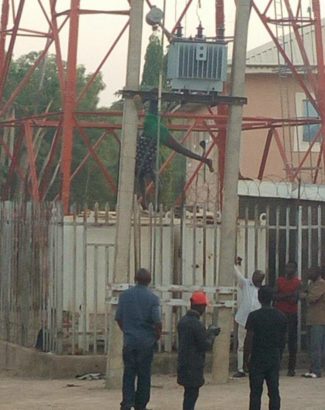 Transformer Vandal Electrocuted In Kaduna This Morning (Disturbing Photos)