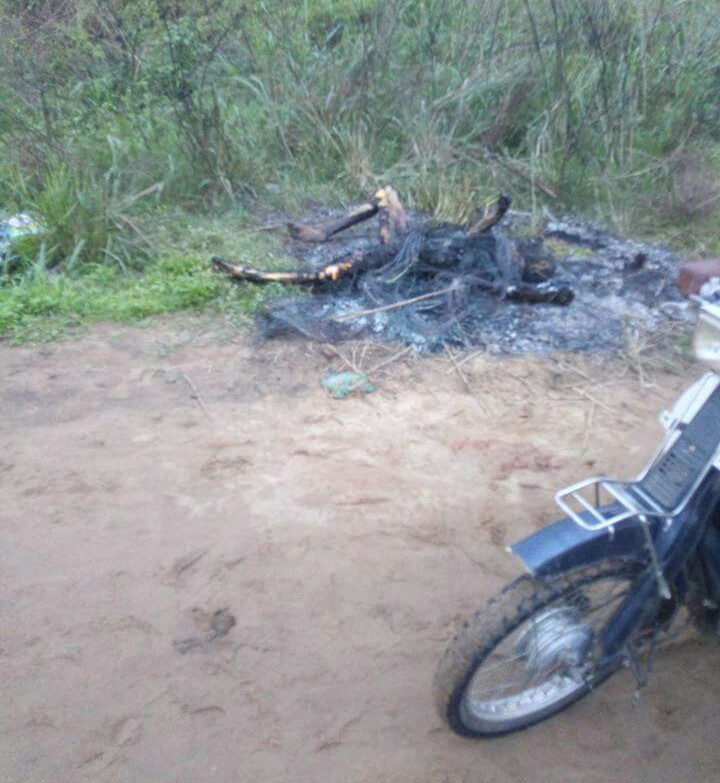 Notorious Thief Caught And Burnt In Akwa Ibom (Graphic Photos)