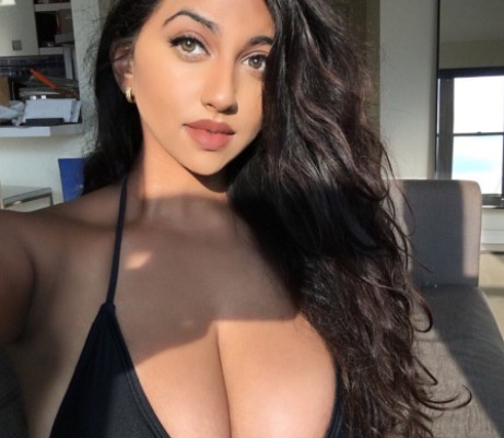 Meet The Curvy & Beautiful Woman Referred To As The Indian Kim Kardashian