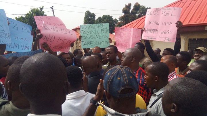 Protest In Abuja Over Electricity Over-Billing (Photos)