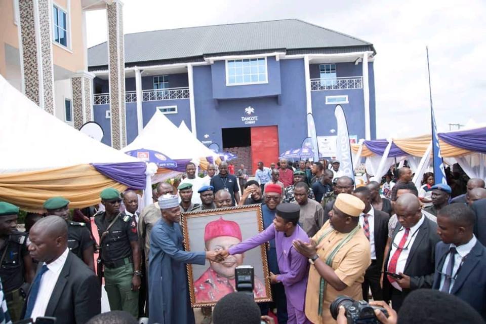 Dangote Excited After Receiving This Portrait Of Himself In Igbo Attire In Imo (Pics)