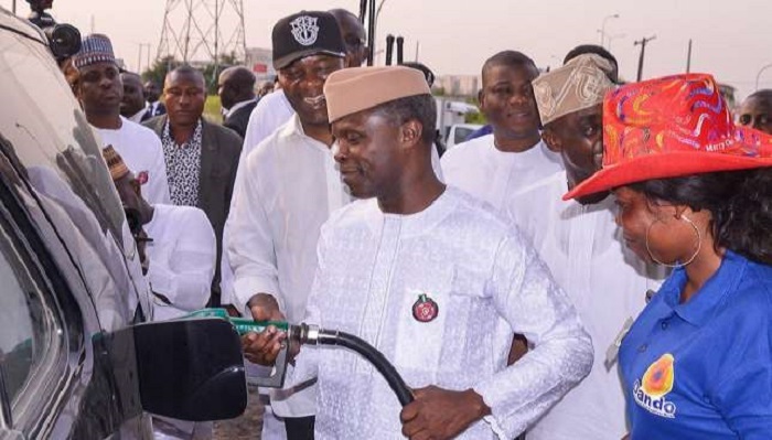 (See Photo) Vice President Sells Petrol, Interacts With People On Queue In Lagos