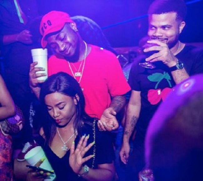 Davido Spotted At The Club With His New Girlfriend Chioma