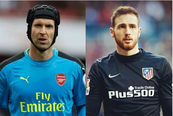 Transfer News! Arsenal Set To Replace Goalkeeper Petr Cech With This Player (Photo)