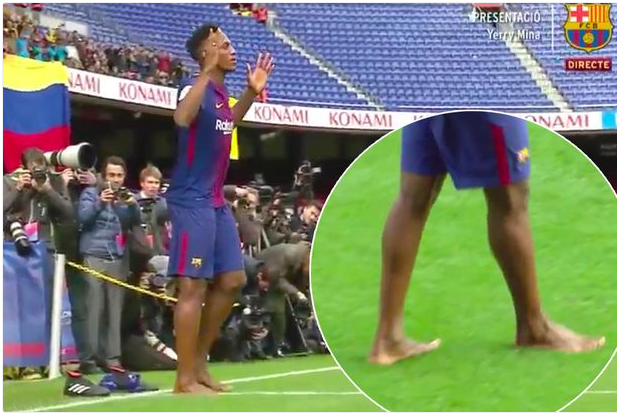 Barcelona Latest Signing Performs His 'Ritual' During His Unveiling Today (Photos)