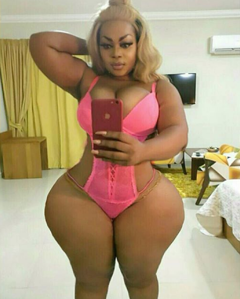 Lady With The 'Biggest Buttt In Africa' Shares Bikini Photos