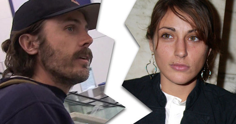 Casey Affleck's Wife Now Officially Divorcing Him