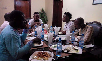 Gov Okowa's Aide Who Criticized #BBNaija, Hangs Out With Efe (See Photos)