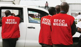 EFCC Arrests Dubai-Bound Nigerian With 849 ATM Cards